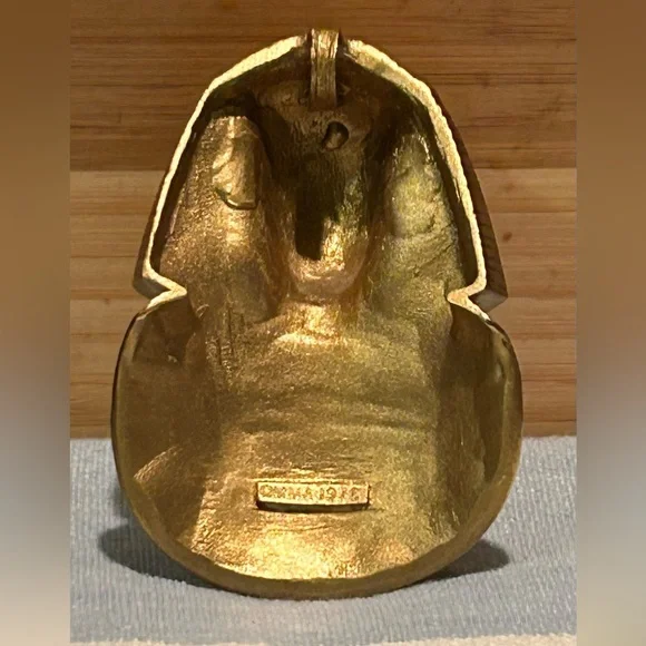 FREE SHIPPING! King Tut Mask Brass Pendant Metropolitan Museum Of Art MMA 1976 - Picture 2 of 6